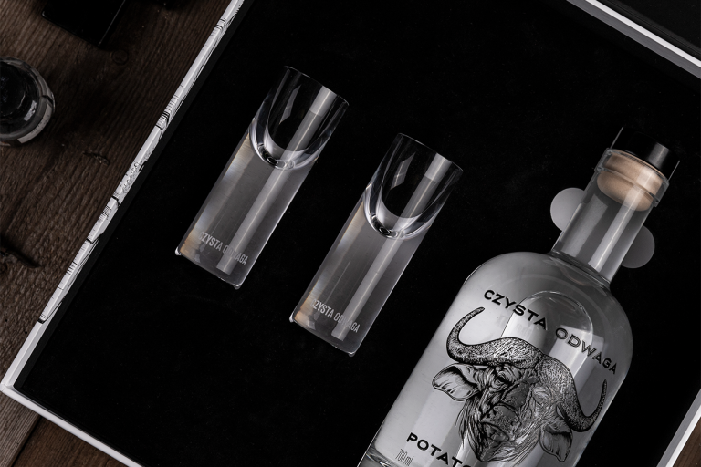 Jak powstaje wódka premium? Od surowca do gotowego produktu