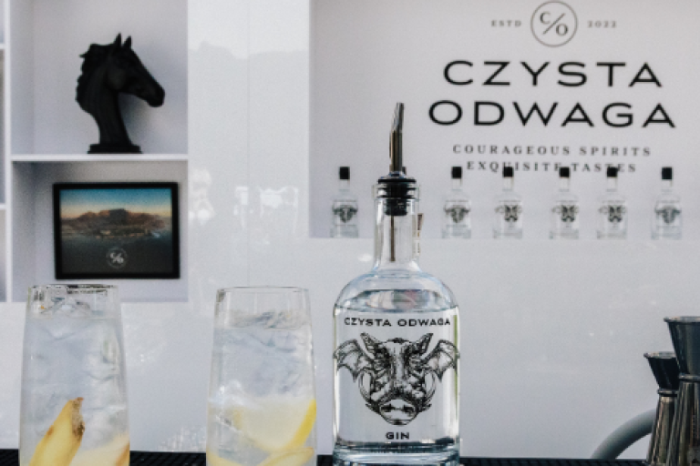 Mniej, ale lepiej – dlaczego premiumizacja alkoholu idzie w parze z mindful drinking?